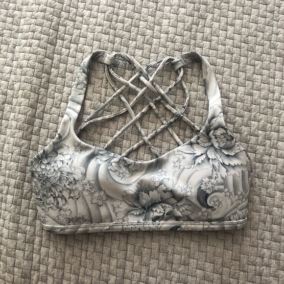 lululemon athletica Other - COPY - Free to Be Lululemon